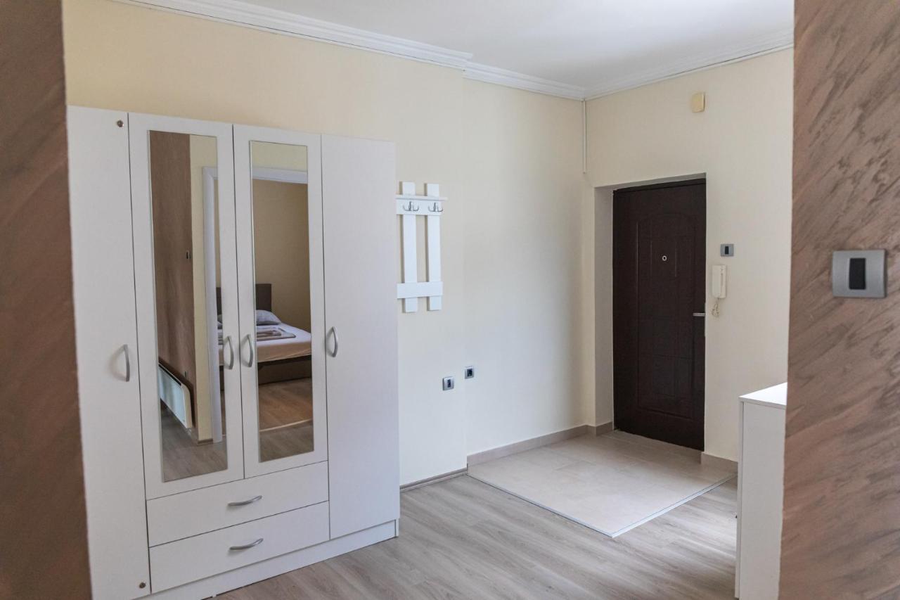 Dixy Apartman Belgrado Exterior foto